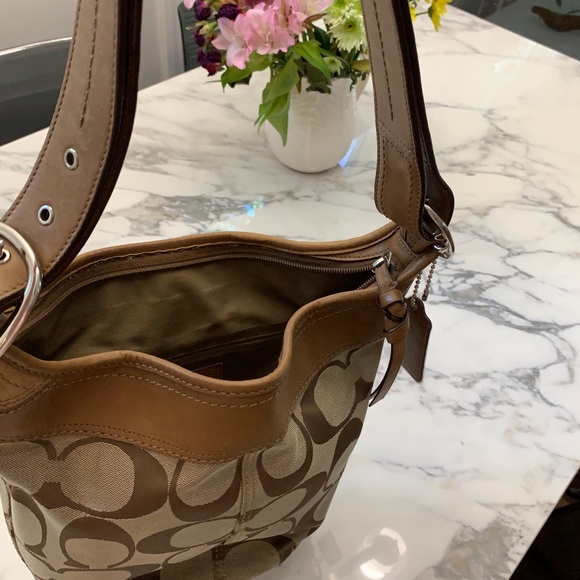 Coach Bucket Bag - Picture 12 of 15